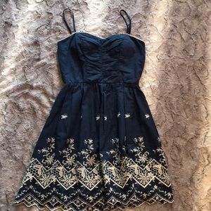 Speckles blue floral embroidered sundress sz 5